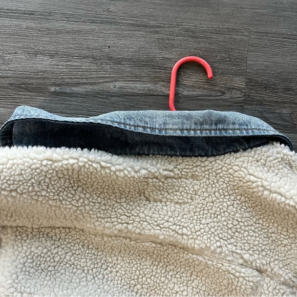 Pilcro & the Letterpress Women's Large Sherpa Denim Jacket - Picture 6 of 10